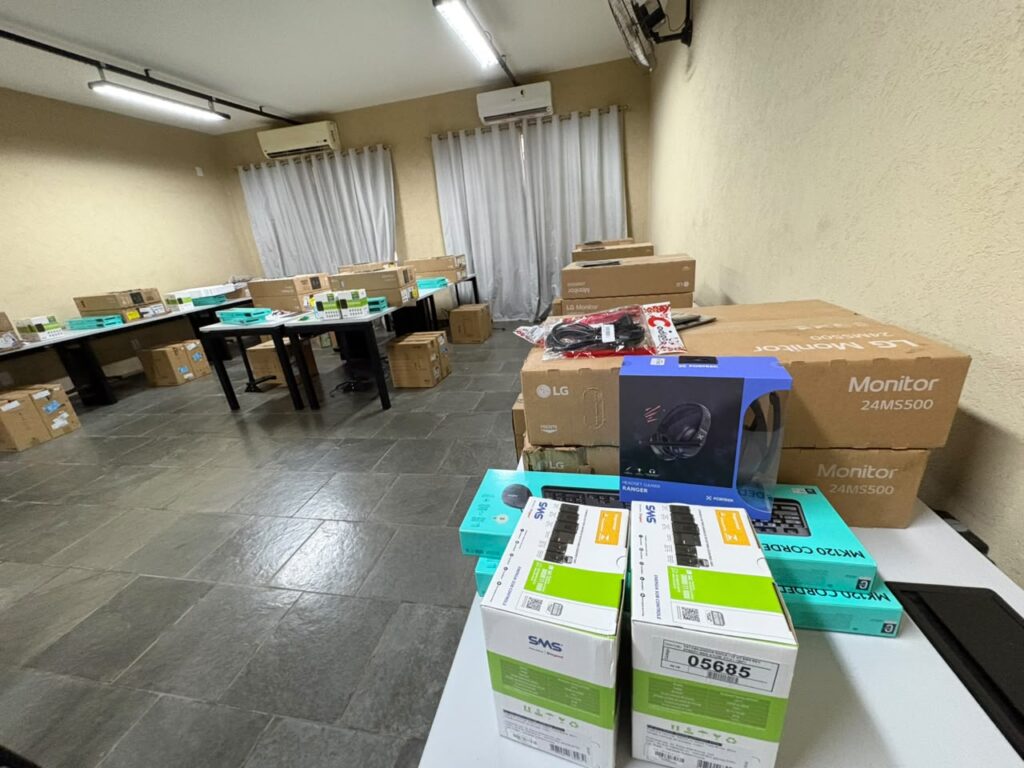 Serviço Social São Judas Tadeu moderniza Laboratório de Informática capa informática