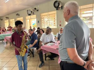 Serviço Social homenageia o Pe. Luiz Caputo